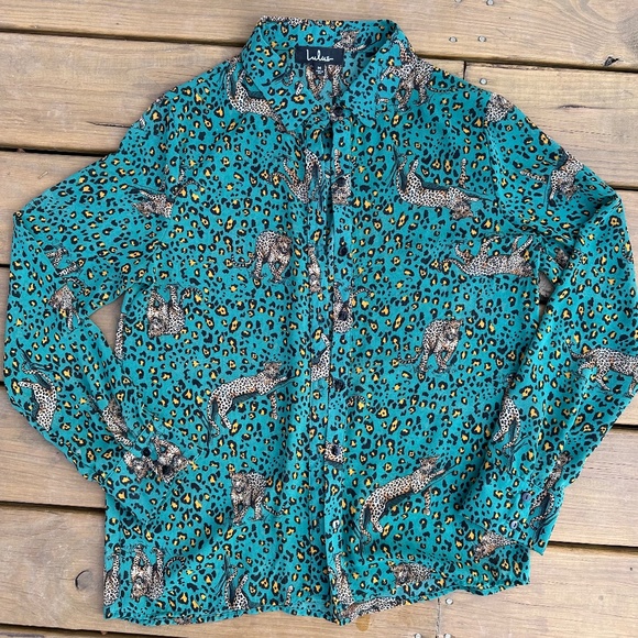 Button down sheer blouse - Picture 1 of 3